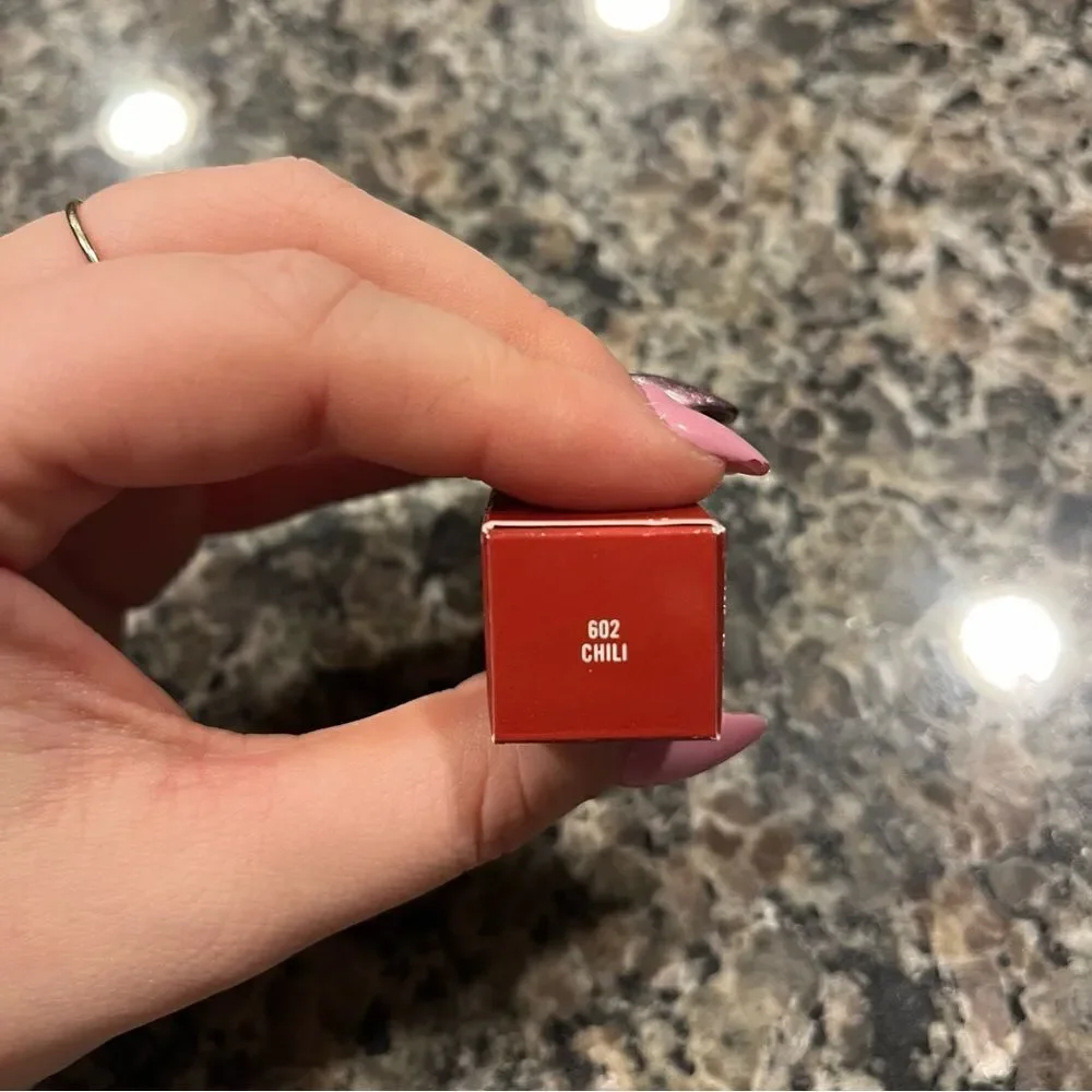 MAC MATTE LIPSTICK- chili